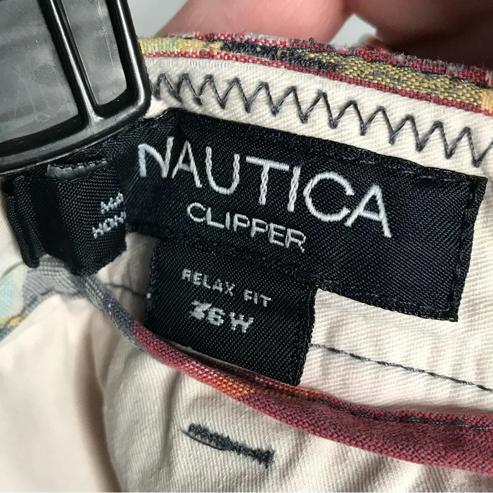 Nautica Clipper Men's 36 Relaxed Fit Flat Front Casual Shorts Blue White Plaid - Picture 8 of 12